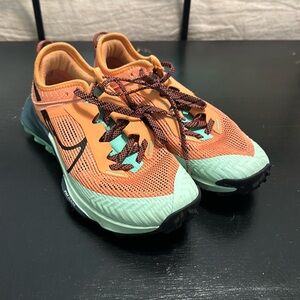 Women’s Nike Terra Kiger Size 7